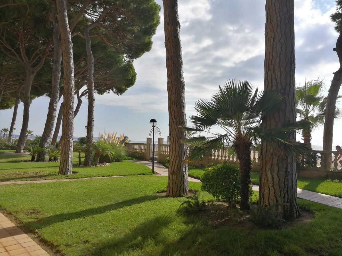 וילאפורטוני Apartamentos Versailles מראה חיצוני תמונה
